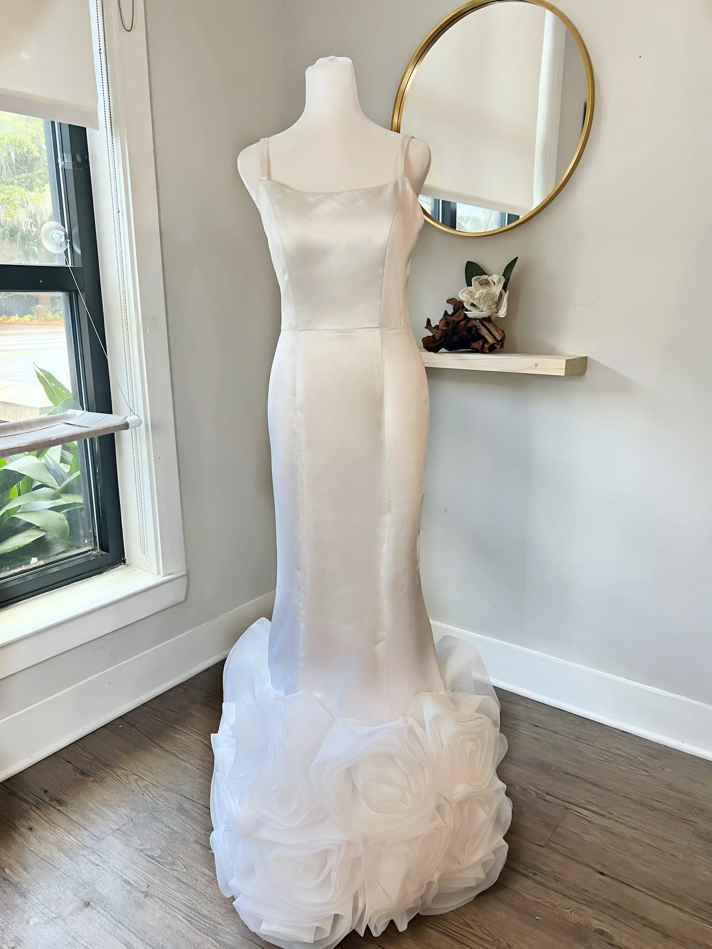 Elegant Satin Mermaid Wedding Gown with Dramatic 3D Roses Train