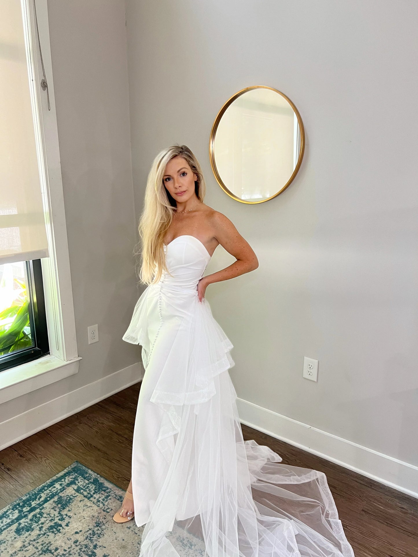 Layered Tulle Elegant Detachable Wedding Train: Sparkling Trim