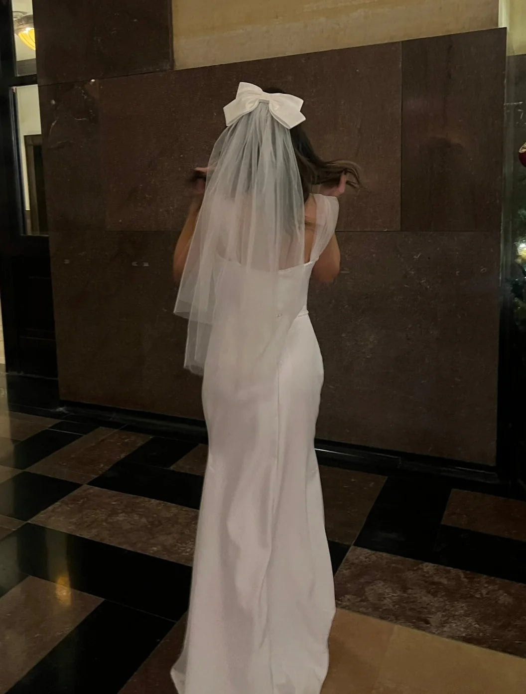 Beautiful Big Satin Bow Two Layers Tulle Short Bridal Veil