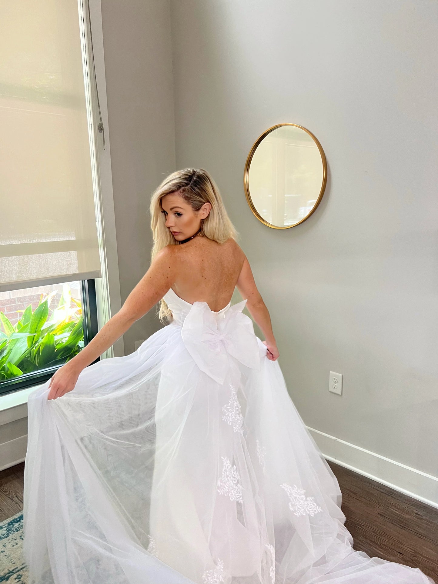Lace Detail with Chiffon Bow Removable Wedding train without Belt