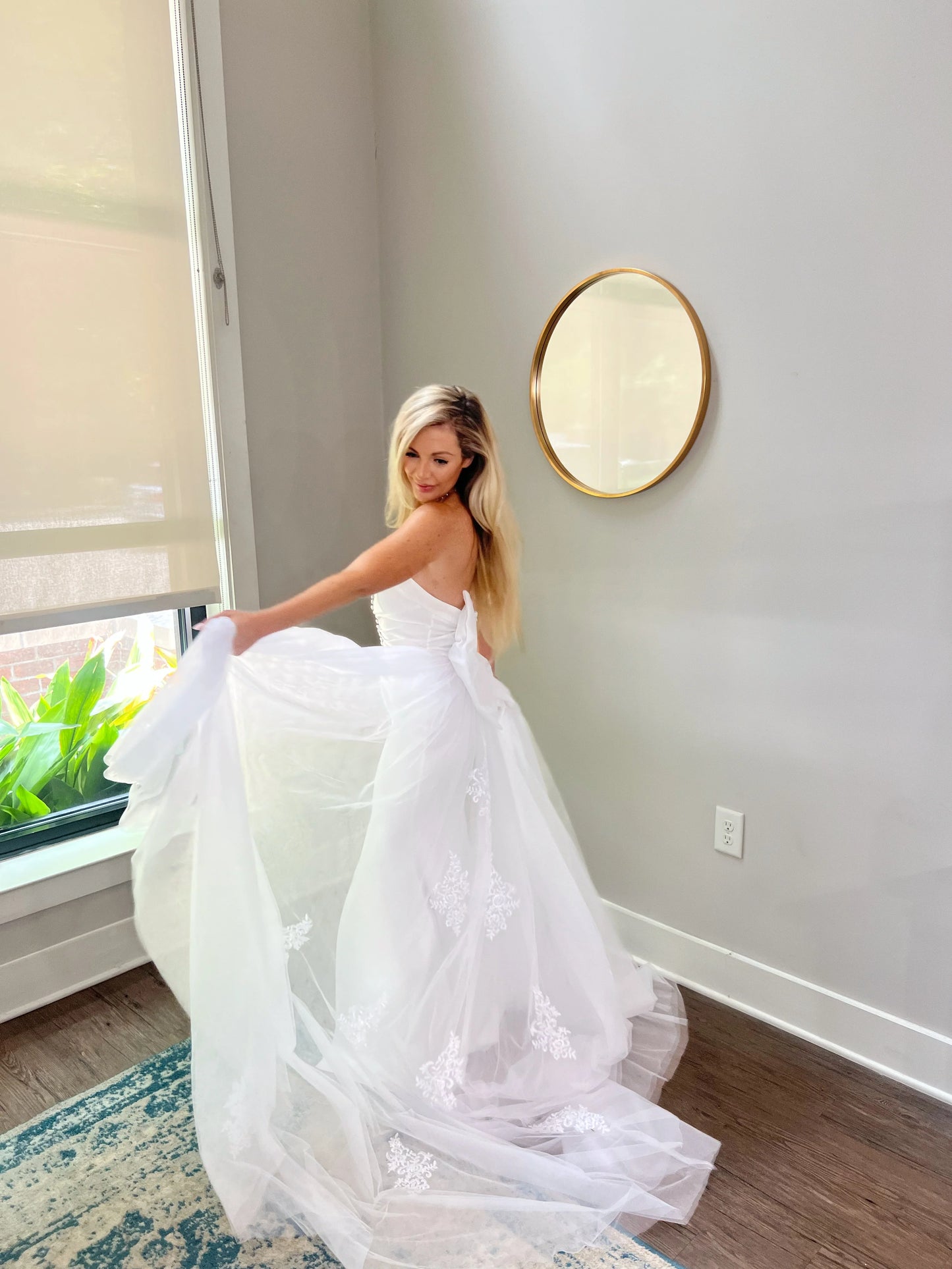 Lace Detail with Chiffon Bow Removable Wedding train without Belt