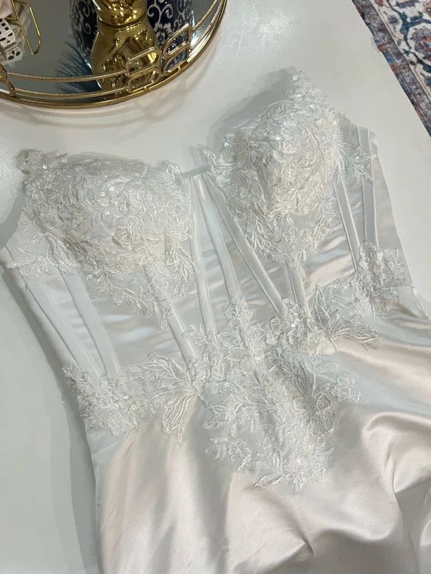 Fitted Satin Wedding Dress with Lace Appliques and Sweetheart Neckline