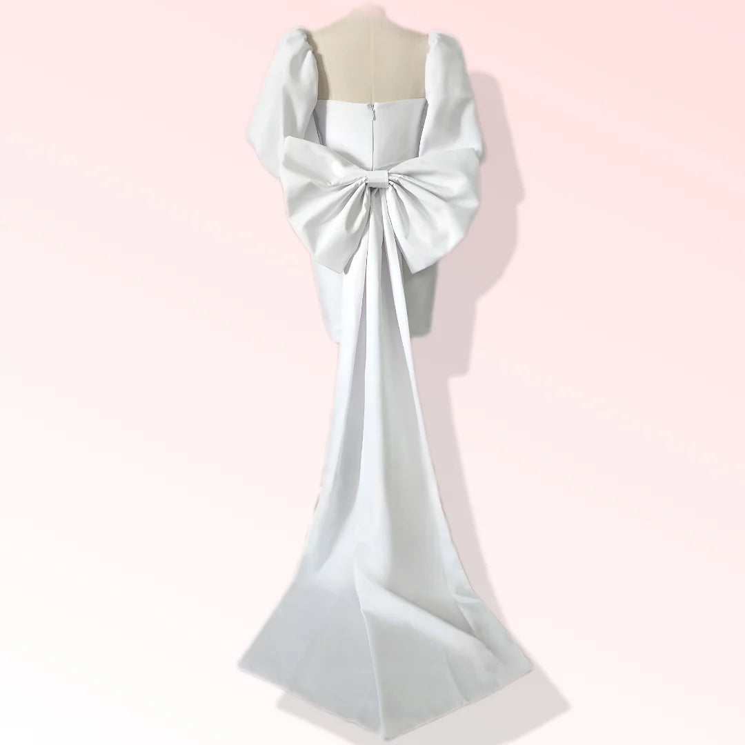 Chic Sweetheart Neckline Satin Short Bridal Dress with Puffed Sleeves & Bow