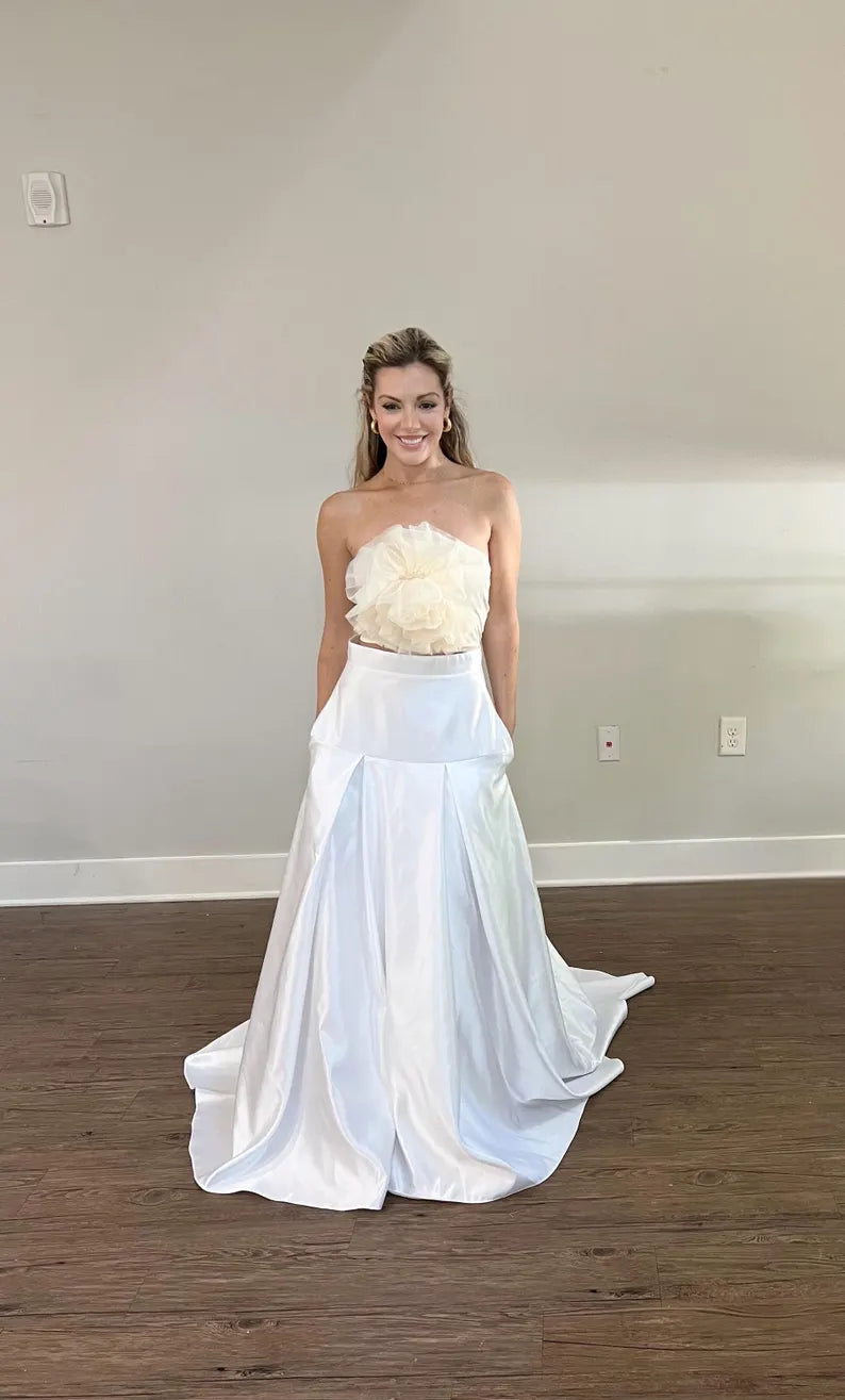 Elegant Satin Modern Bridal Skirt with Pockets