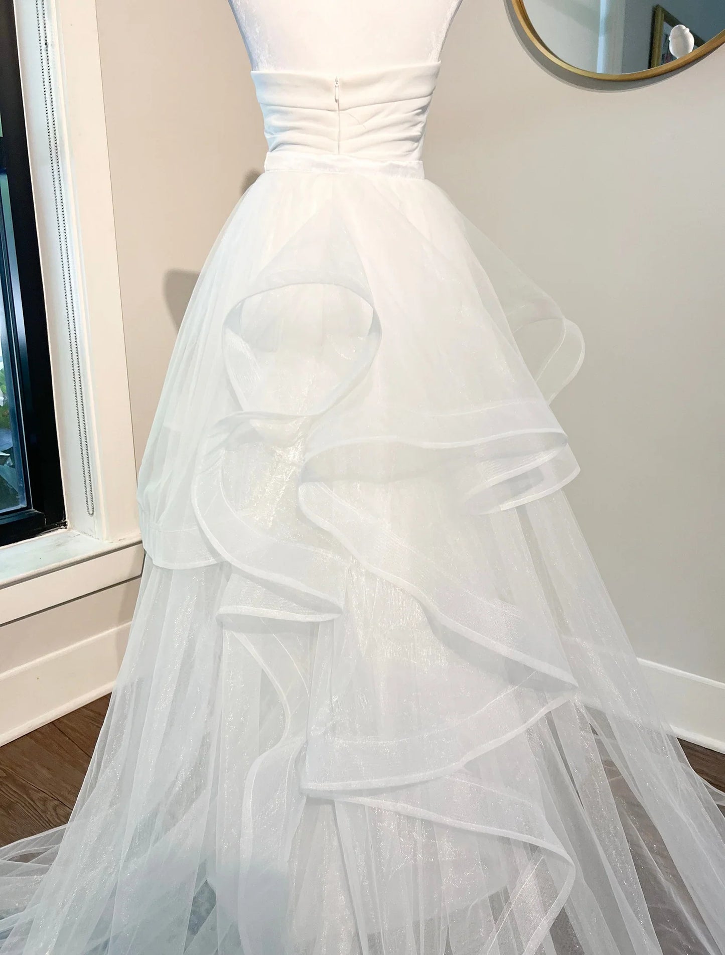 Detachable Satin Belt Tiered/Ruffled Tulle Wedding Train