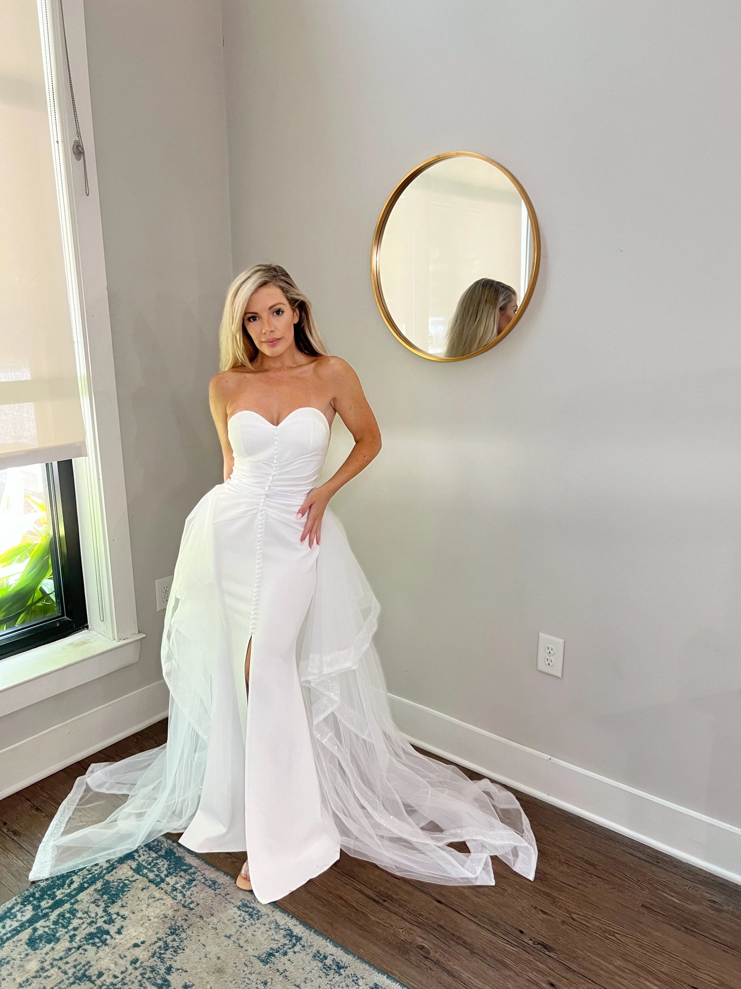Layered Tulle Elegant Detachable Wedding Train: Sparkling Trim