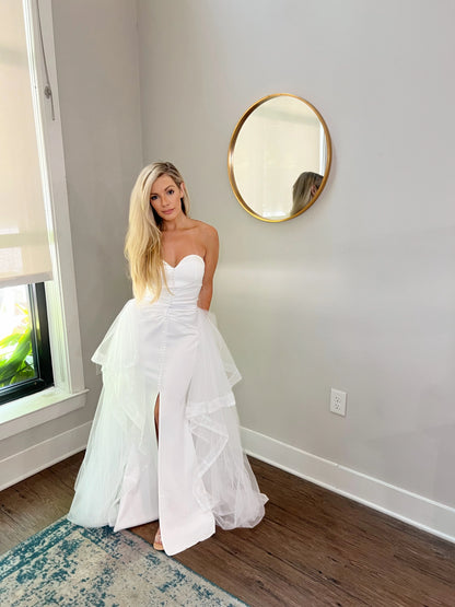 Layered Tulle Elegant Detachable Wedding Train: Sparkling Trim