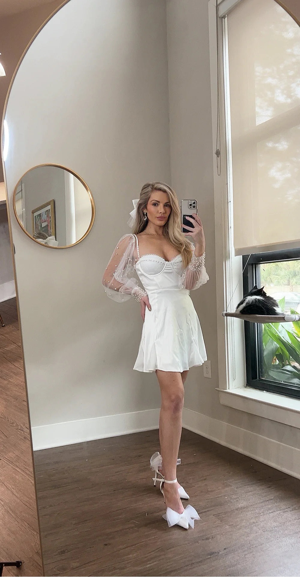 Detachable Bridal Pearl Decorated Tulle Cap Sleeves