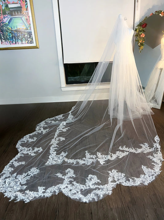 Affordable Scallop Lace Embroidered Cathedral Length Long Wedding Chapel Veil