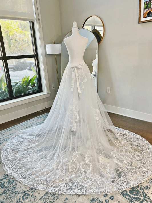 Luxurious Tulle Bridal Overskirt with Lace and Sequin Trim - Elegant Multi-Layered Full Wedding Skirt