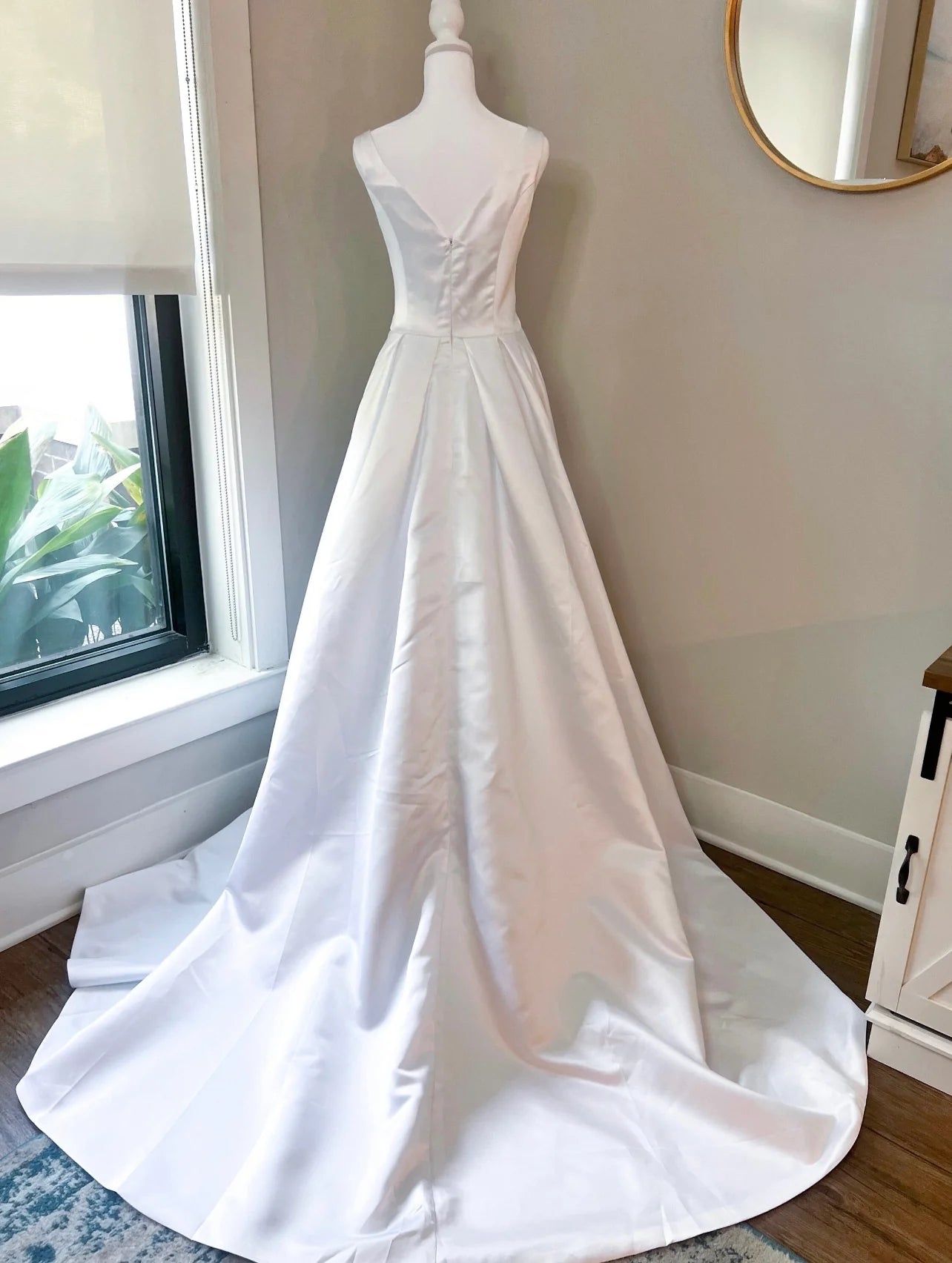 Leg Slit Ballgown Wedding Dress with Long Beautiful Train