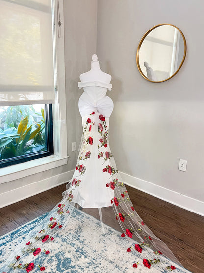 Wedding Dress Two Piece -White Sweetheart Neckline Wedding Dress with Detachable Train with Roses