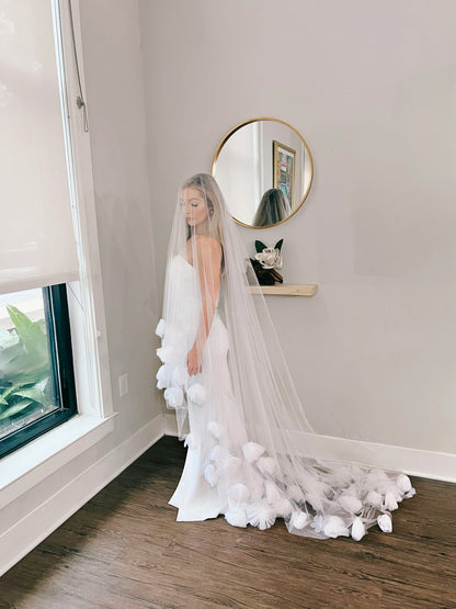 Romantic Tulle Flowers Cathedral Length Wedding Veil