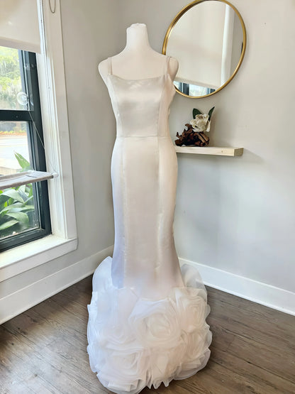 Elegant Satin Mermaid Wedding Gown with Dramatic 3D Roses Train