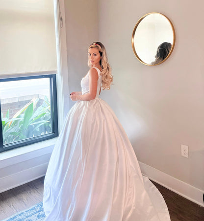 Leg Slit Ballgown Wedding Dress with Long Beautiful Train