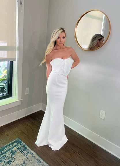 Chiffon Bow Knot Strapless Mermaid Wedding Dress
