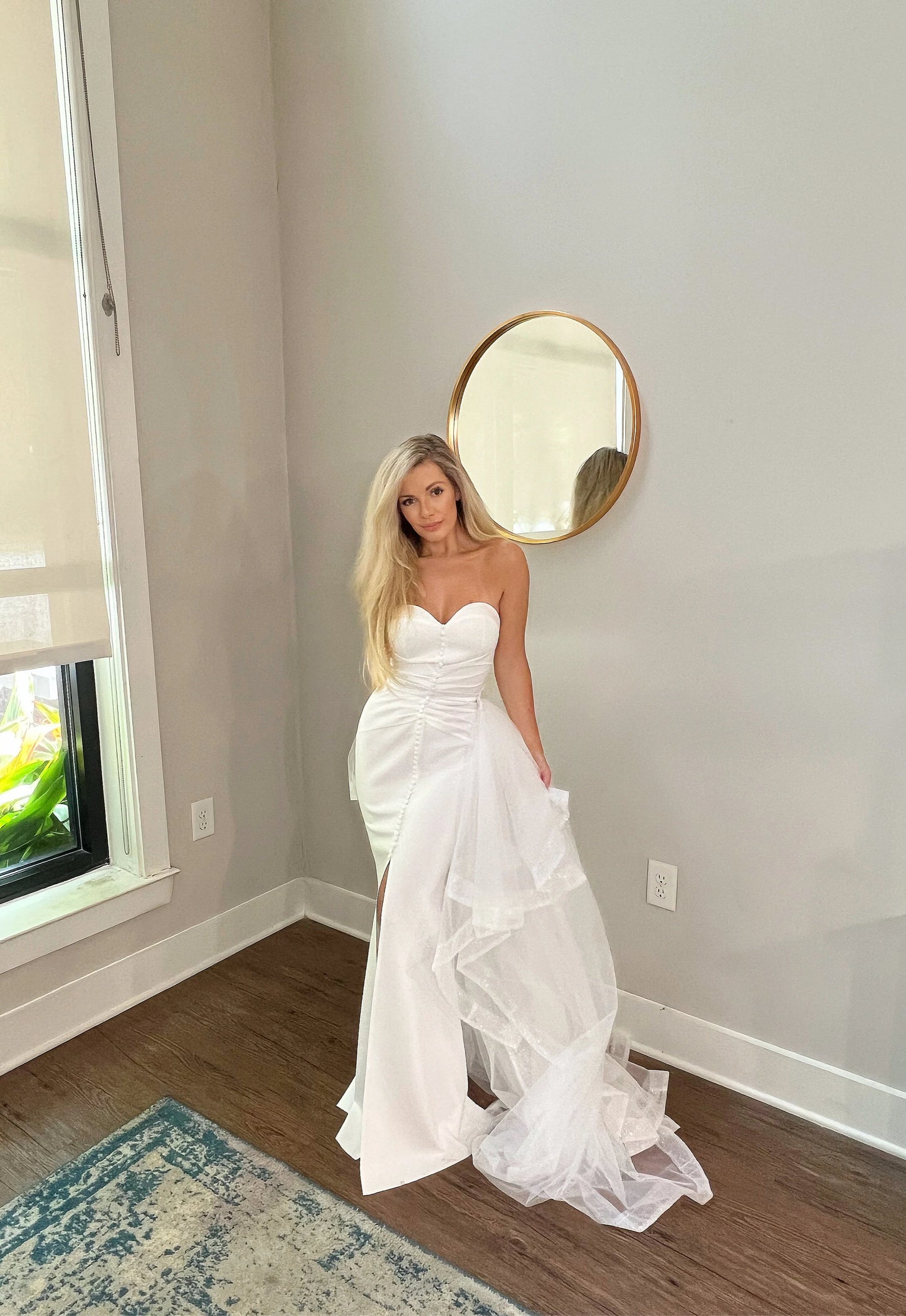 Layered Tulle Elegant Detachable Wedding Train: Sparkling Trim