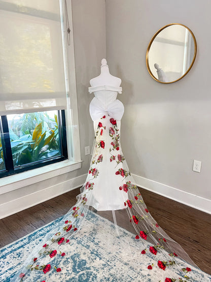 Wedding Dress Two Piece -White Sweetheart Neckline Wedding Dress with Detachable Train with Roses