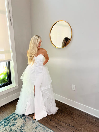 Layered Tulle Elegant Detachable Wedding Train: Sparkling Trim
