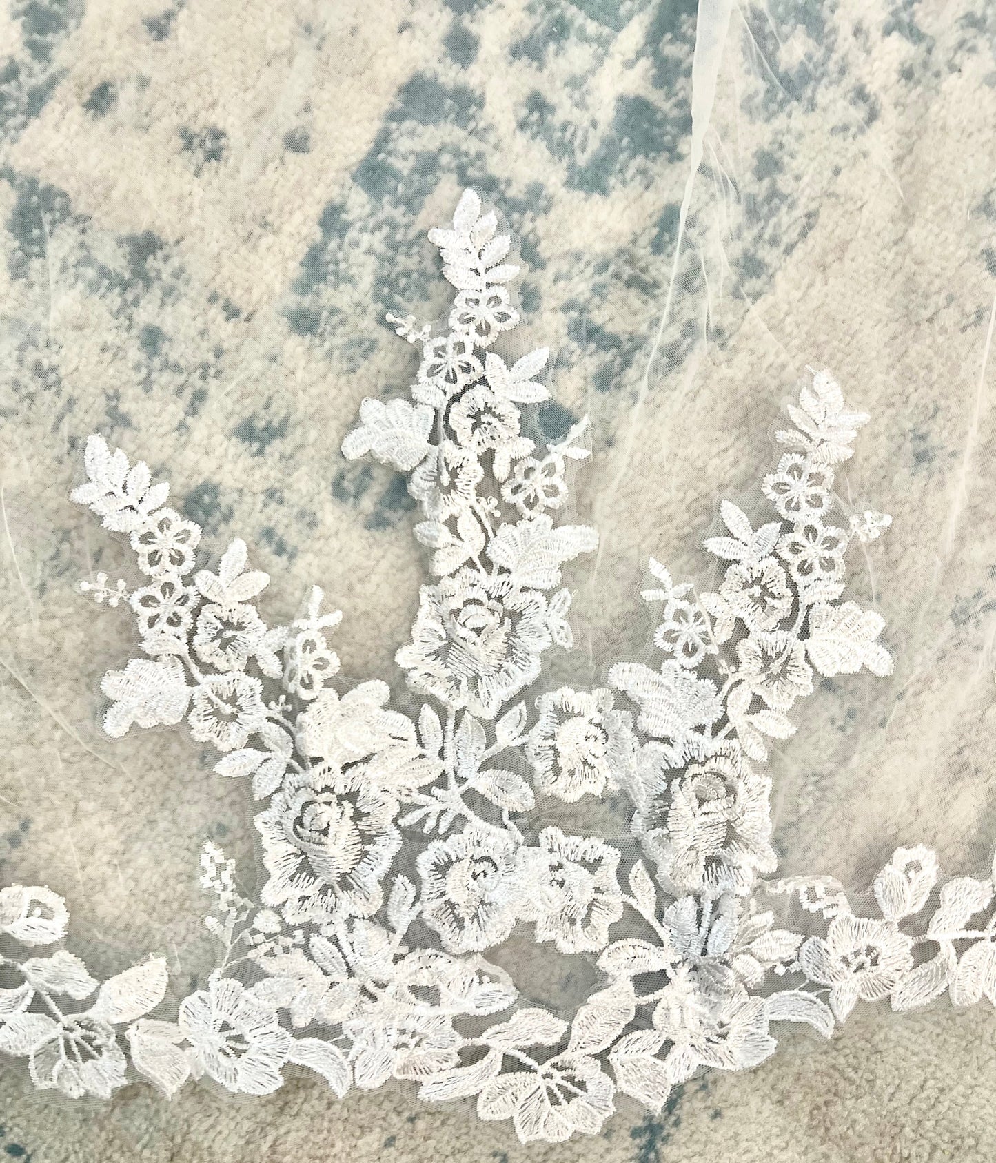 Beautiful Floor Length One Tier Tulle Floral Lace Embroidered Edge Bridal Veil