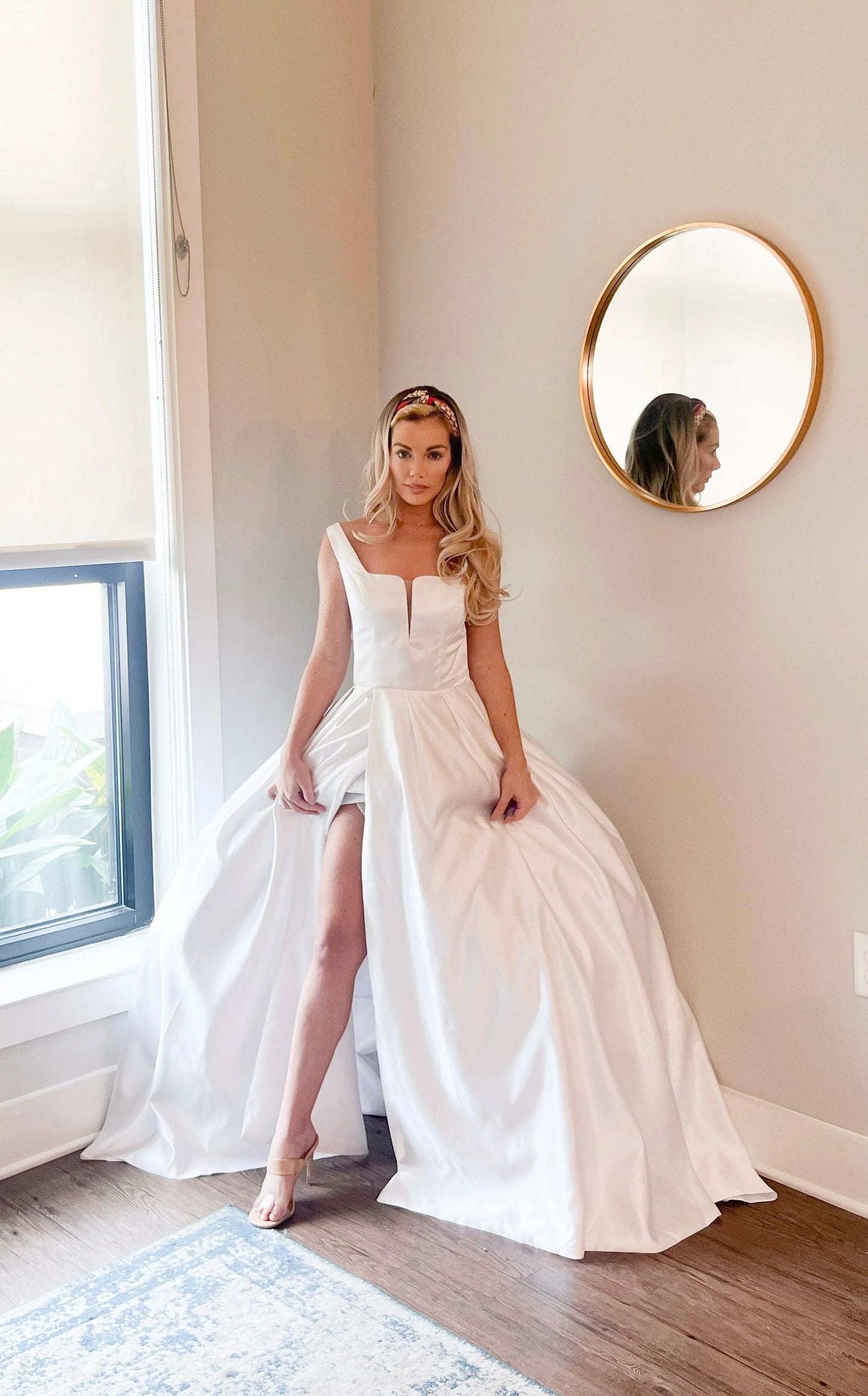 Leg Slit Ballgown Wedding Dress with Long Beautiful Train
