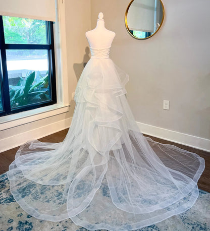 Detachable Satin Belt Tiered/Ruffled Tulle Wedding Train