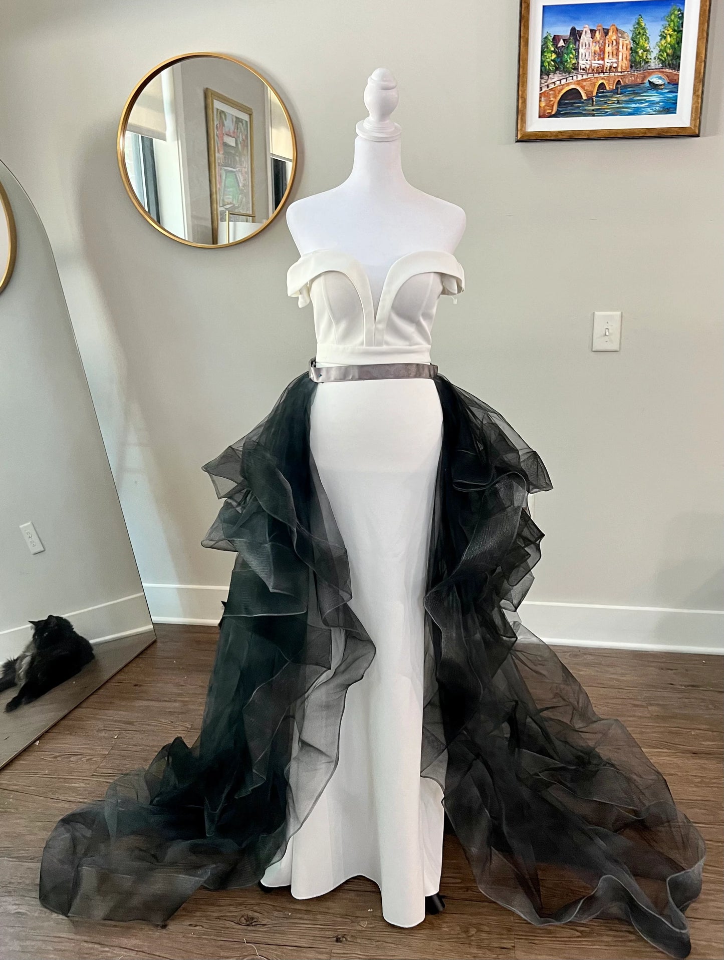 Black Tulle Detachable Wedding Train