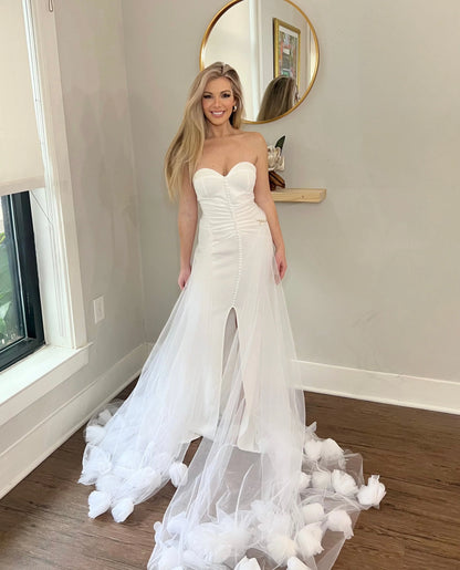Detachable Tulle Wedding Train with 3D Tulle Roses– A Romantic Statement