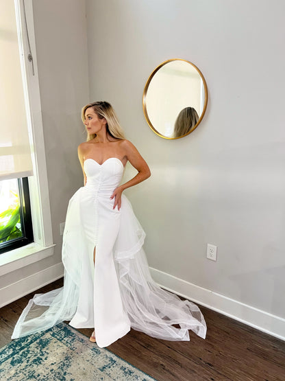 Layered Tulle Elegant Detachable Wedding Train: Sparkling Trim