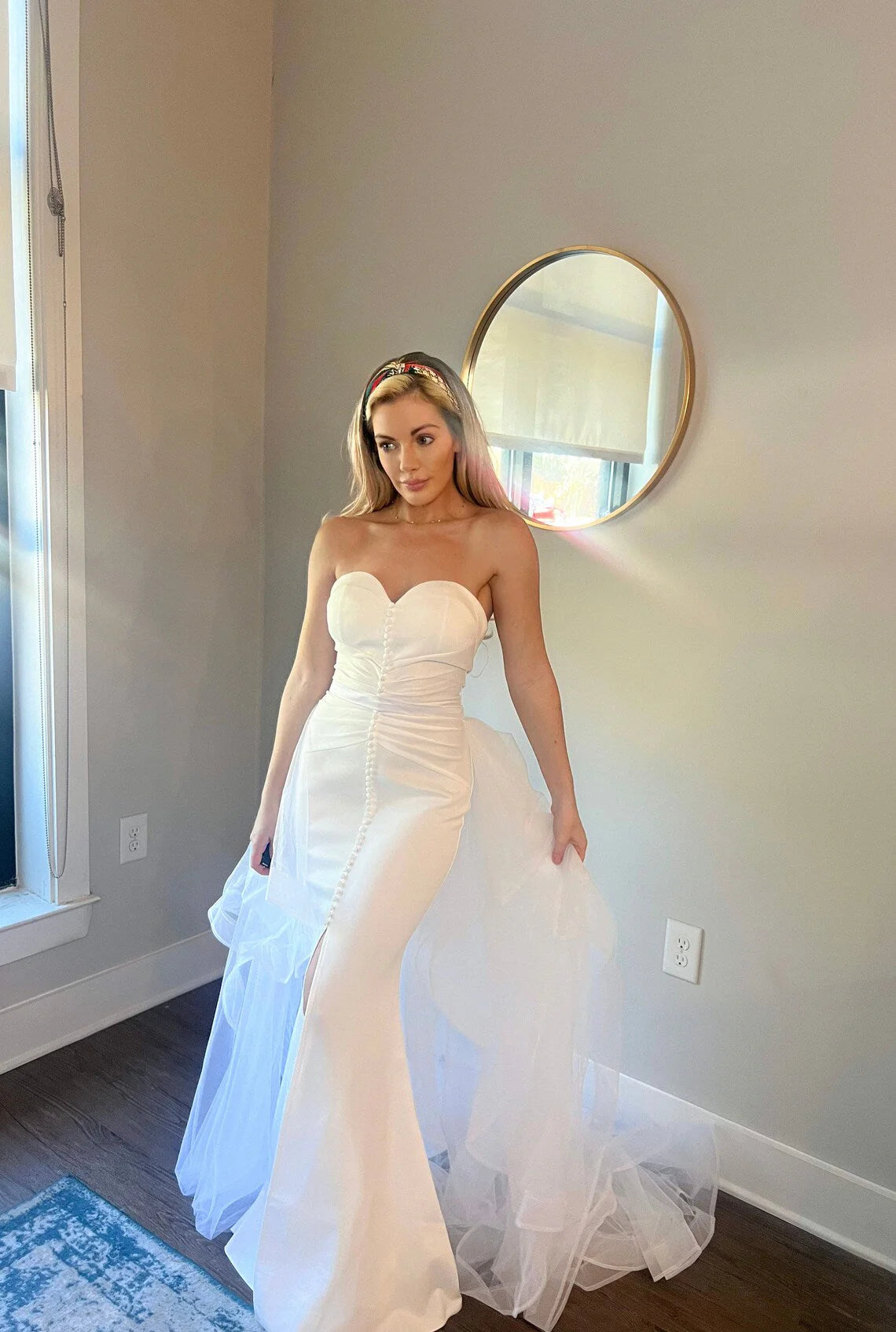 White 3D Floral Petals Detachable Wedding Train Open Front