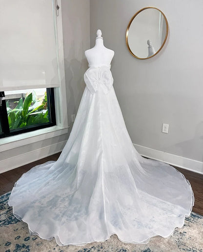 Detachable Satin Accent Bow Wedding Train/Overskirt