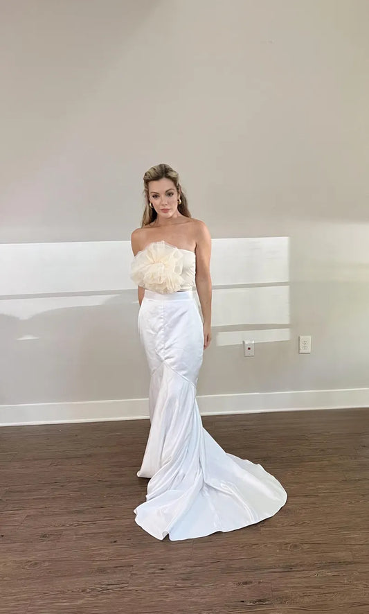 Glamorous Satin Mermaid Wedding Skirt – Sleek & Timeless Bridal Style